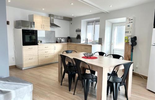 Saint-Pierre-d'Albigny Maison | La Source Du Bonheur -Clim Parking