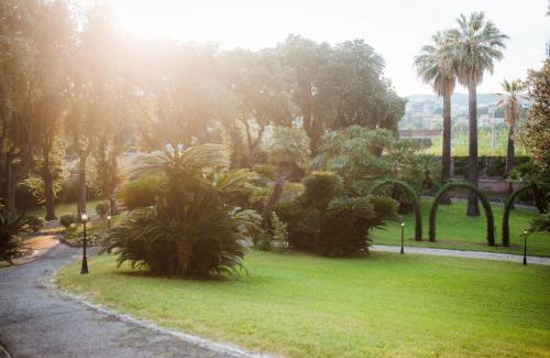 Savona Appartement | La Spagnuola - Villa Cinquecentesca sul mare con parco privato