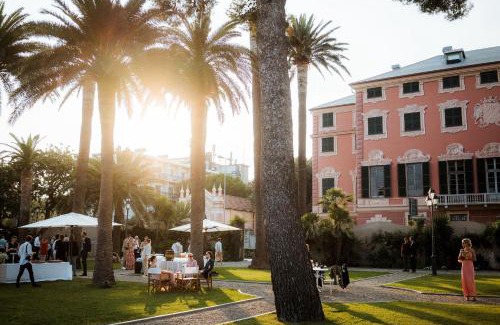 Savona Appartement | La Spagnuola - Villa Cinquecentesca sul mare con parco privato