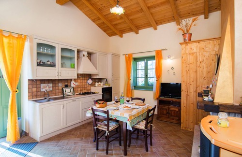 Valfabbrica Appartement | La Stalla apt - Agriturismo la Coccinella