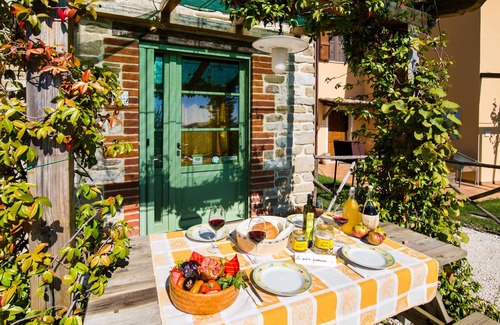Valfabbrica Appartement | La Stalla apt - Agriturismo la Coccinella