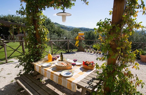 Valfabbrica Appartement | La Stalla apt - Agriturismo la Coccinella