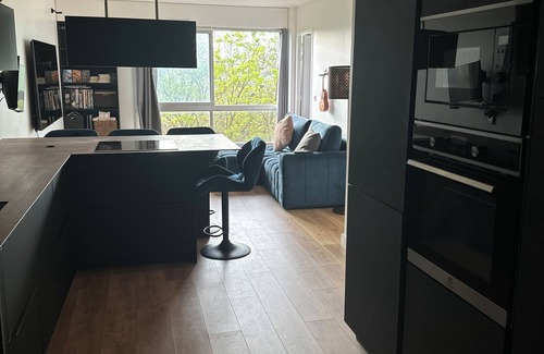 Flandres Appartement | La Suite Curial, Appartement de Ville, Design & Moderne