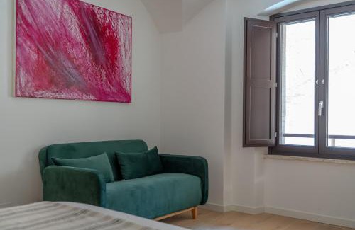Old Town Appartement | La Suite dell'Arco - Modern one bedroom - ItalyWeGo