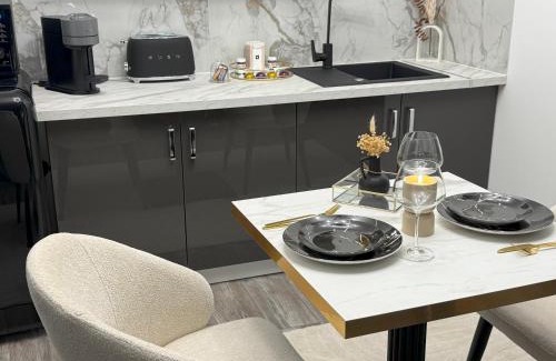 Gaillard Appartement | La Suite Genève Gaillard - Jacuzzi Privé & Séjour Luxe