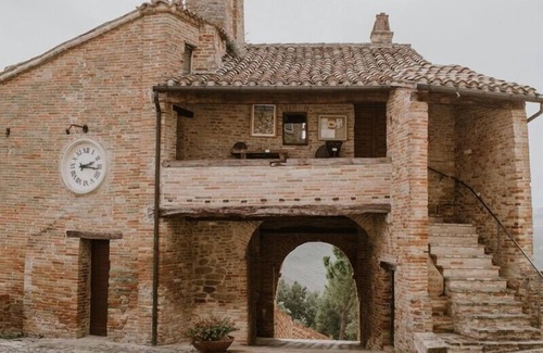 Arcevia Appartement | La suite in piazza in Borgo Loretello
