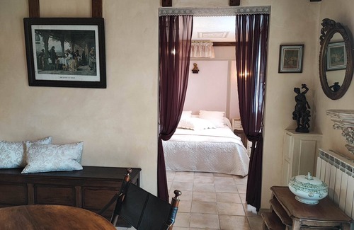 Pont-Melvez Lit Et Petit-Déjeuner | Séjournez en Bretagne dans une suites d'hôtes, à la Demeure de la Vendémière,