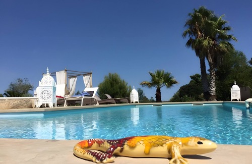 Saint-Nazaire Appartement | 'La Suite' with Shared Pool, Wi-Fi and Air Conditioning