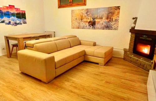 Temu Appartement | La Tana Del Lupo Piste da Sci 200 Mt