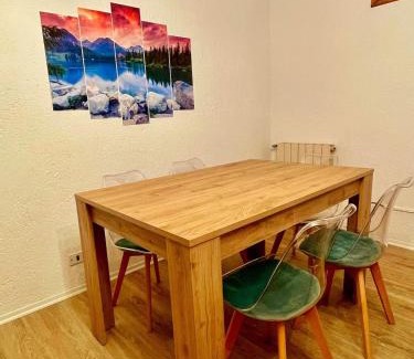 Temu Appartement | La Tana Del Lupo Piste da Sci 200 Mt