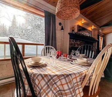 Saint Donat Maison | La Tanière - Retraite en nature avec foyer au bois