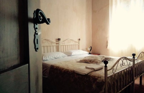 Sicignano degli Alburni Maison | La Tavernola Agriturismo - Tenuta Mandia