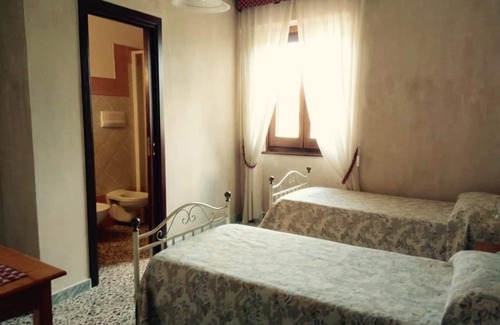 Sicignano degli Alburni Maison | La Tavernola Agriturismo - Tenuta Mandia