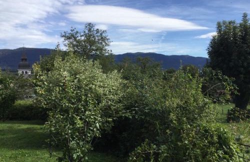 Lompnieu Lit Et Petit-Déjeuner | La terrasse du Colombier