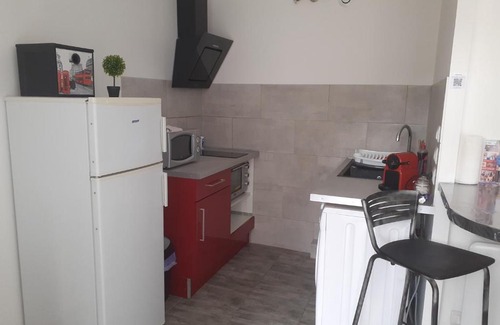 Paroy-sur-Tholon Appartement | La terrasse
