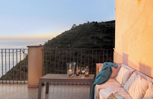 Manarola Maison | Cod. CITRA011024-LT-0236 LA TERRASSE: tranquillité, vue imprenable et jardin