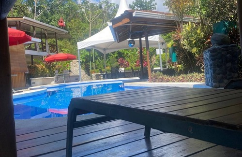 Playa Matapalo Maison | LaThoé - Chambre pour voyageur solo entre plage et jungle