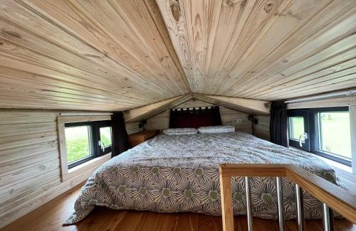 Montmeyran Chalet De Ski | La Tiny Adorée