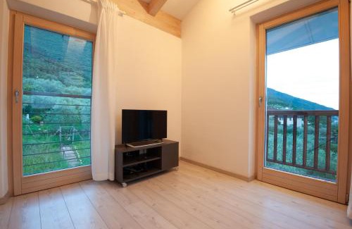 Bolognano-Vignole Maison | La Torretta, Casa indipendente con parcheggio in zona tranquilla ad Arco