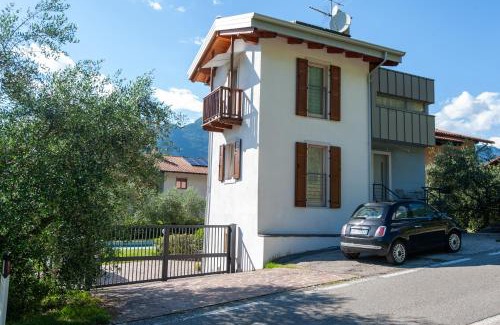 Bolognano-Vignole Maison | La Torretta, Casa indipendente con parcheggio in zona tranquilla ad Arco