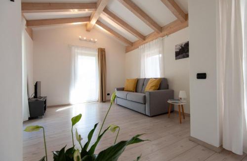 Bolognano-Vignole Maison | La Torretta, Casa indipendente con parcheggio in zona tranquilla ad Arco