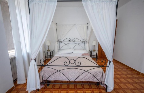 Monteroduni Maison | La torretta sul cortile
