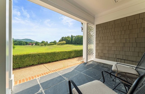 Brightwood Appartement | La Tour Eiffel- Prince Michel Vineyard & Winery