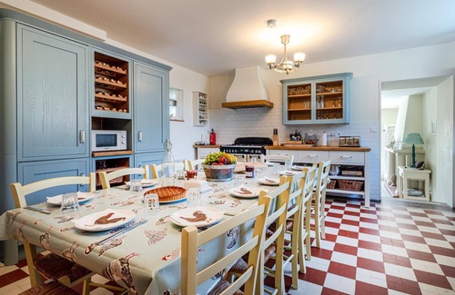 Mirandol-Bourgnounac Villa | La Tourette - Six Chambres Villa, Couchages 14
