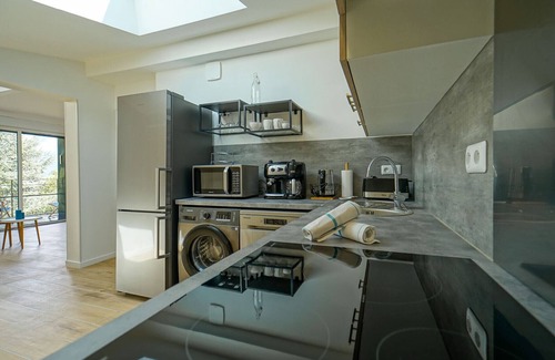 Cessenaz Appartement | La Tournette, superb quiet apartment 300 meters from the lake