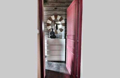 Toulon-sur-Arroux Appartement | La Tranquillité au Centre.