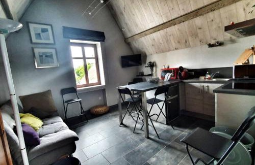 Toulon-sur-Arroux Appartement | La Tranquillité au Centre.