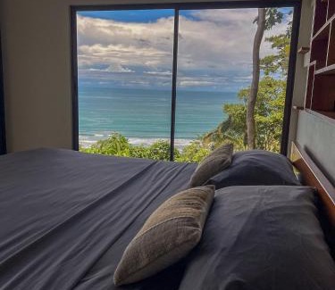 Dominical Cabine | La Uvita Perdida