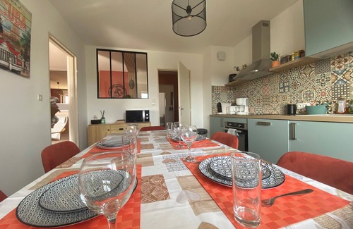 Montelimar Appartement | La Valériane: Air conditioning, balcony and private garage