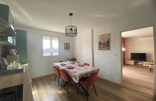 Montelimar Appartement | La Valériane: Air conditioning, balcony and private garage