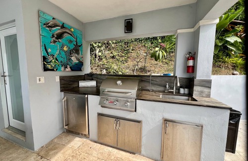 Estate La Vallee Maison | La Vallee View Villa 7 bed/6 bath or 5 bed/4 bath