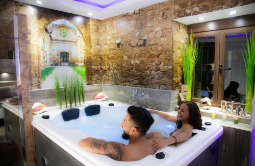 Alhama de Aragon Appartement | LA VEGUILLA DELUXE JACUZZi