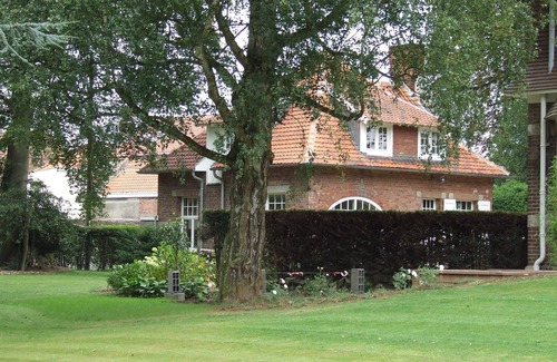 Sainghin-en-Melantois Maison | Gîtes de charme avec jardin privatif au milieu d'un parc