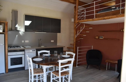 Saint-Martin-de-Lansuscle Maison | La Vigne - SAINT MARTIN DE LANSUSCLE