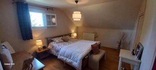 Saint-Julien-sur-Sarthe Maison | La Vie en Bleue en Pays Melois