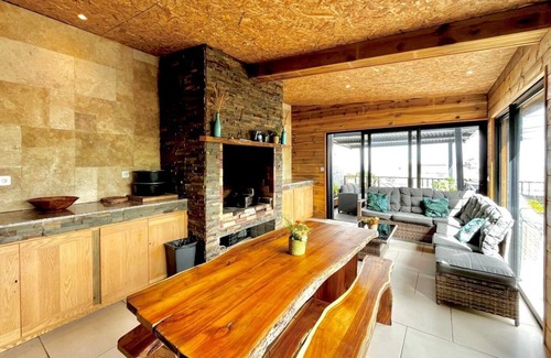 La Plaine des Cafres Villa | La Vie la Bien-Être, 12 Pers Villa - Pool & View