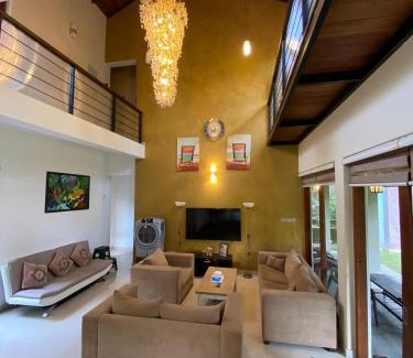 Mahara Maison | La Vie Pearl