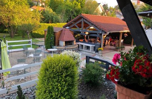 Etupes Hôtel | La Vieille Ferme