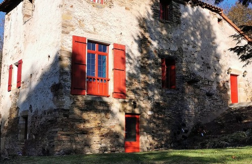 Saint-Paul-la-Roche Maison | La Vielle Forge Périgord Vert - piscine et rivière