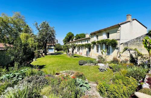 Teuillac Lit Et Petit-Déjeuner | La Vigne d'Or