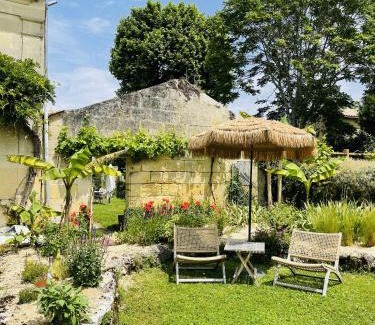 Teuillac Lit Et Petit-Déjeuner | La Vigne d'Or