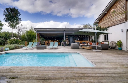 Bouliac Maison | La Villa Bali - 15min de bordeaux / Piscine privée