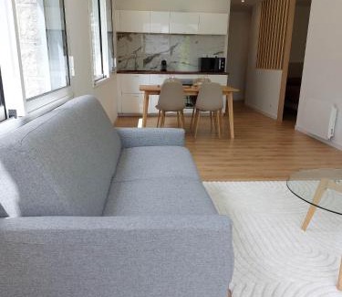 Rodez Appartement | La Villa Bompard 48M2 Cœur de ville avec terrasse