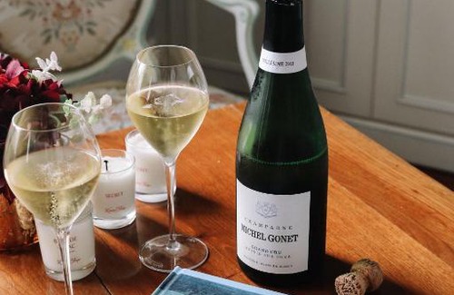 Epernay Lit Et Petit-Déjeuner | La Villa by Michel Gonet