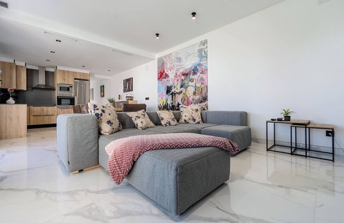 El Roc de Sant Gaieta Villa | 'La Villa Del Roc' avec piscine privée, Wi-Fi et climatisation