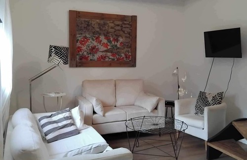 Vezenobres Villa | La Villa des Gardies